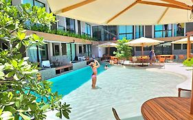 Flat no Centro de Porto de Galinhas -SUNNY HALL115 - By Anfitrião Legal
